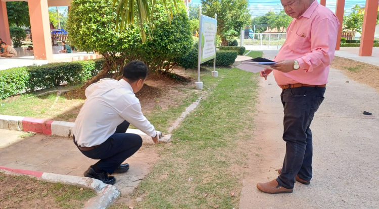 วันที่ 23 พฤศจิกายน 2566 นายชัยรัตน์ กิตติหิรัญวัฒน์ นายกเทศมนตรีตำบลตลาดแค มอบหมายให้เจ้าหน้าที่เทศบาลตำบลตลาดแค  ดำเนินการสำรวจพื้นที่ เพื่อดำเนินการโครงการปรับปรุงภูมิทัศน์รอบอาคารอเนกประสงค์หลังคาโค้งของโรงเรียนเทศบาลตลาดแค  อำเภอโนนสูง จังหวัดนครราชสีมา