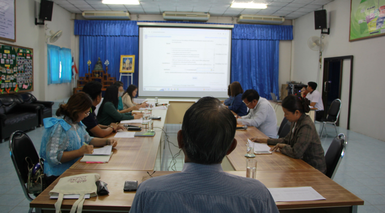 วันที่ 3 มกราคม 2567 นายชัยรัตน์ กิตติหิรัญวัฒน์ นายกเทศบาลตำบลตลาดแค พร้อมด้วยคณะทำงานกลั่นกรองงบประมาณรายจ่าย ประจำปีงบประมาณ พ.ศ.2568 ประชุมคณะทำงานกลั่นกรองงบประมาณรายจ่าย ประจำปีงบประมาณ พ.ศ.2568 เพื่อเตรียมความพร้อมในการดำเนินการจัดทำคำของบประมาณ งบเงินอุดหนุนที่จัดสรรให้แก่องค์กรปกครองส่วนท้องถิ่นของเทศบาลตำบลตลาดแค  ณ ห้องประชุมเทศบาลตำบลตลาดแค อำเภอโนนสูง จังหวัดนครราชสีมา