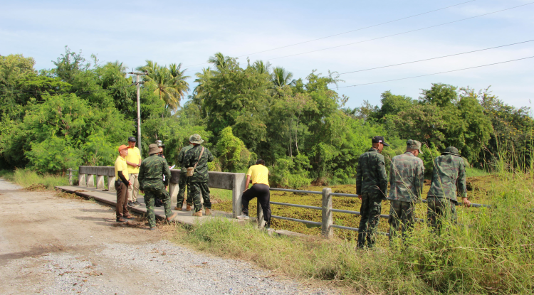 วันที่ 16 ตุลาคม 2567 นายชัยรัตน์ กิตติหิรัญวัฒน์ นายกเทศมนตรีตำบลตลาดแค มอบหมายให้เจ้าหน้าที่เทศบาลตำบลตลาดแค  ร่วมกับเจ้าหน้าที่กองพันทหารช่างที่ 202 กรมทหารช่างที่ 2 จังหวัดนครราชสีมา  ลงสำรวจพื้นที่ขุดลอกแหล่งน้ำลำปราสาท  ตำบลธารปราสาท อำเภอโนนสูง จังหวัดนครราชสีมา