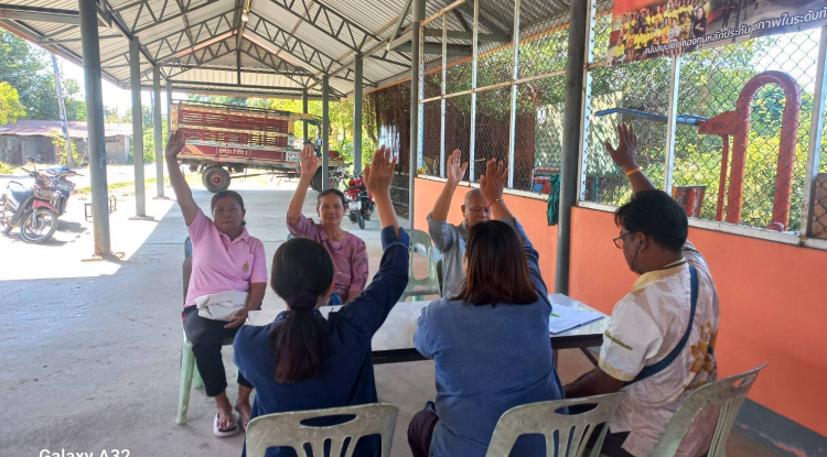 วันที่ 3 ธันวาคม 2567 นายชัยรัตน์ กิตติหิรัญวัฒน์ นายกเทศมนตรีตำบลตลาดแค มอบหมายให้เจ้าหน้าที่เทศบาลตำบลตลาดแค ลงพื้นที่ร่วมสังเกตุการณ์ในการประชุมคณะกรรมการชุมชน ชุมชนสำโรงตะวันตก ตำบลธารปราสาท อำเภอโนนสูง จังหวัดนครราชสีมา