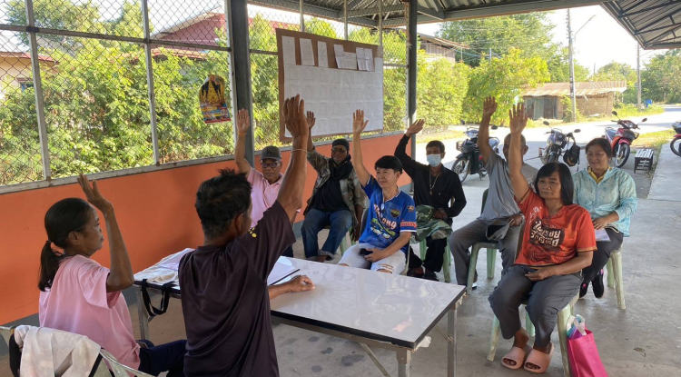 วันที่ 3 ธันวาคม 2567 นายชัยรัตน์ กิตติหิรัญวัฒน์ นายกเทศมนตรีตำบลตลาดแค มอบหมายให้เจ้าหน้าที่เทศบาลตำบลตลาดแค ลงพื้นที่ร่วมสังเกตุการณ์ในการประชุมคณะกรรมการชุมชน ชุมชนสำโรงตะวันออก ตำบลธารปราสาท อำเภอโนนสูง จังหวัดนครราชสีมา