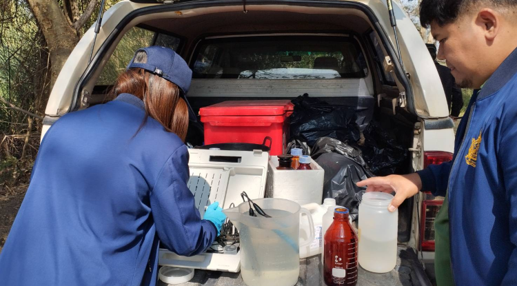 วันที่ 7 มกราคม 2568  นายชัยรัตน์ กิตติหิรัญวัฒน์ นายกเทศมนตรีตำบลตลาดแค มอบหมายให้เจ้าหน้าที่เทศบาลตำบลตลาดแค ลงพื้นที่ร่วมกับสำนักงานสิ่งแวดล้อมและควบคุมมลพิษที่ 11 นครราชสีมา เพื่อเก็บตัวอย่างน้ำเสียของระบบบำบัดน้ำเสียเทศบาลตำบลตลาดแค ส่งตรวจติดตามค่ามาตรฐานตามกฎหมายกำหนด