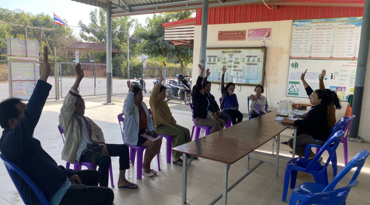 วันที่ 10 มกราคม 2568 นายชัยรัตน์ กิตติหิรัญวัฒน์ นายกเทศมนตรีตำบลตลาดแค มอบหมายให้เจ้าหน้าที่เทศบาลตำบลตลาดแค ลงพื้นที่ร่วมสังเกตุการณ์ในการประชุมคณะกรรมการชุมชน ชุมชนชาววัง และชุมชนตะขบ ตำบลธารปราสาท อำเภอโนนสูง จังหวัดนครราชสีมา