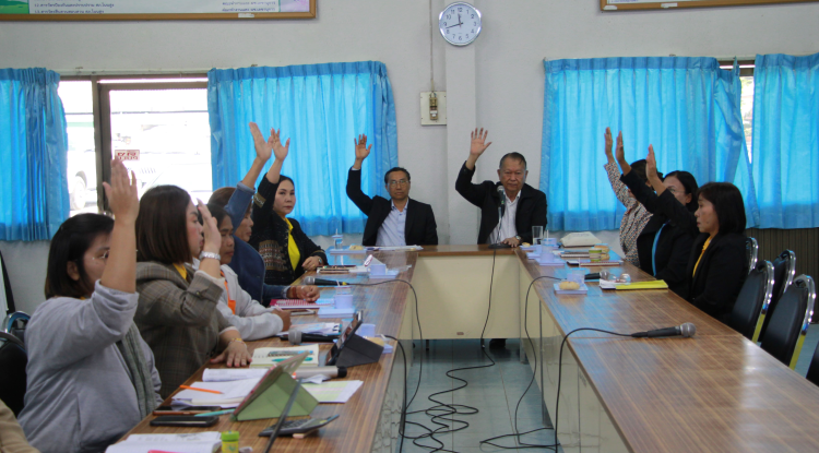 วันที่ 30 มกราคม 2568 นายชัยรัตน์ กิตติหิรัญวัฒน์ นายกเทศมนตรีตำบลตลาดแค พร้อมด้วยคณะอนุกรรมการสนับสนุนการจัดบริการดูแลระยะยาวสำหรับผู้สูงอายุที่มีภาวะพึ่งพิง  ร่วมประชุมคณะอนุกรรมการสนับสนุนการจัดบริการดูแลระยะยาวสำหรับผู้สูงอายุที่มีภาวะพึ่งพิง ประจำปีงบประมาณ 2568 ครั้งที่ 1/2568 